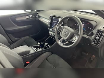 Used Volvo XC40 2023 for sale - 79727379: Photo