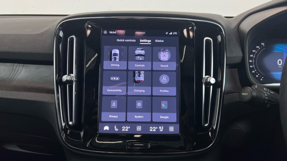 Used Volvo XC40 2023 for sale - 78027878: Photo 17