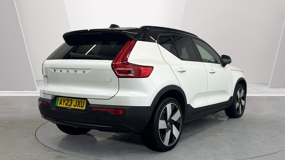Used Volvo XC40 2023 for sale - 78027878: Photo 2