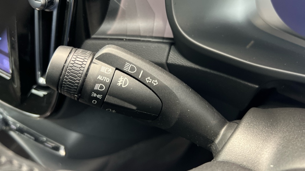 Used Volvo XC40 2023 for sale - 78027878: Photo 20