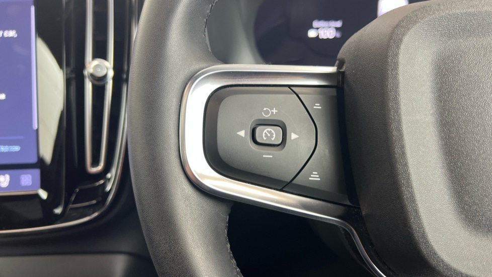 Used Volvo XC40 2023 for sale - 78027878: Photo 21