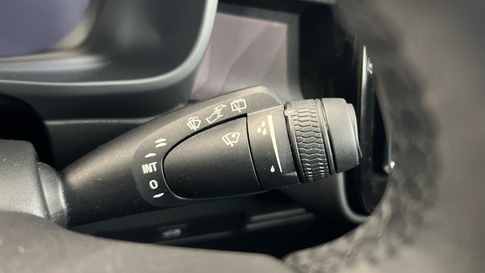 Used Volvo XC40 2023 for sale - 78027878: Photo 23