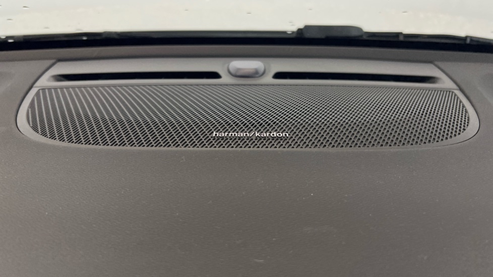 Used Volvo XC40 2023 for sale - 78027878: Photo 26