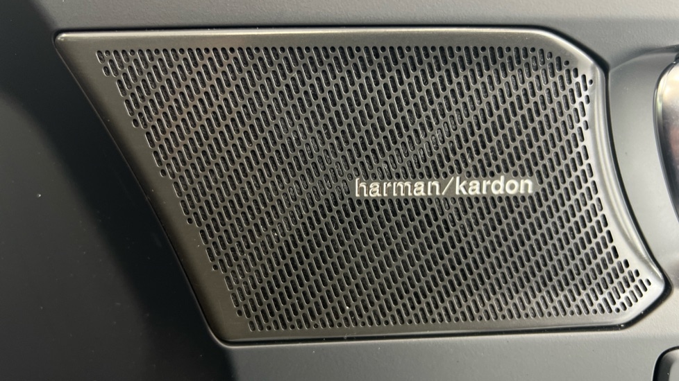 Used Volvo XC40 2023 for sale - 78027878: Photo 62