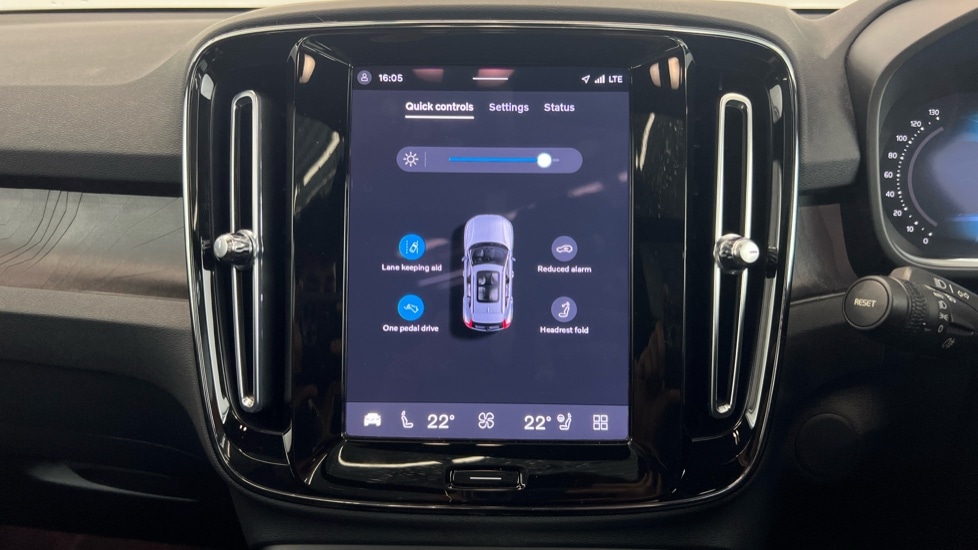 Used Volvo XC40 2023 for sale - 78027878: Photo 65