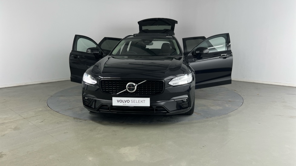 Used Volvo V90 2022 for sale - 77927328: Photo 19