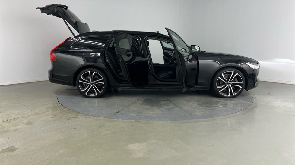 Used Volvo V90 2022 for sale - 77927328: Photo 26