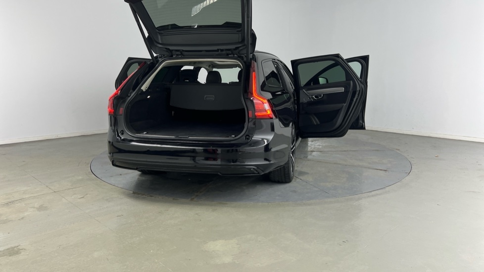 Used Volvo V90 2022 for sale - 77927328: Photo 31