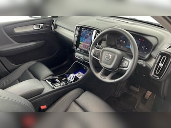 Used Volvo XC40 2025 for sale - 79021046: Photo