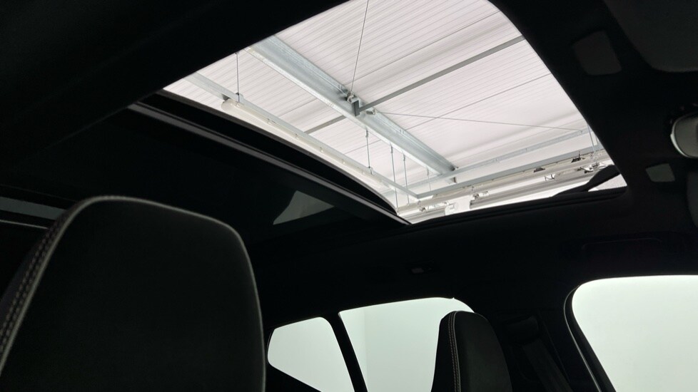 Used Volvo XC40 2022 for sale - 77726080: Photo 15