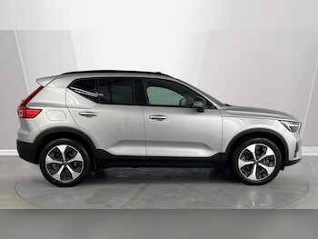 Used Volvo XC40 2022 for sale - 77726080: Photo