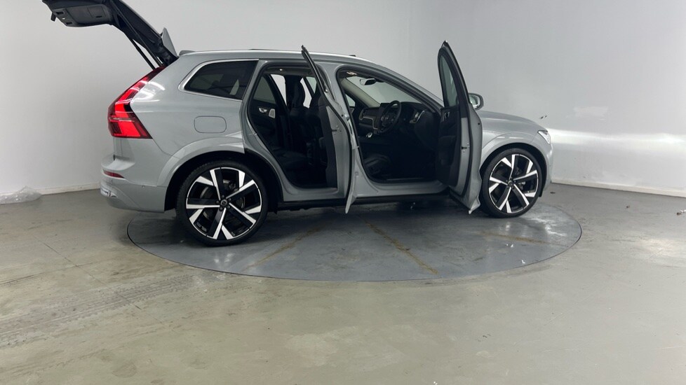 Used Volvo XC60 2025 for sale - 77261611: Photo 27