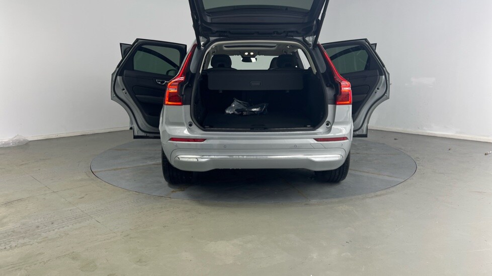 Used Volvo XC60 2025 for sale - 77261611: Photo 32