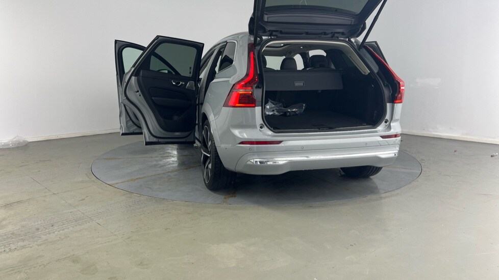 Used Volvo XC60 2025 for sale - 77261611: Photo 33