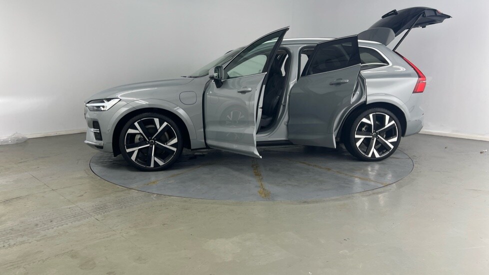 Used Volvo XC60 2025 for sale - 77261611: Photo 39