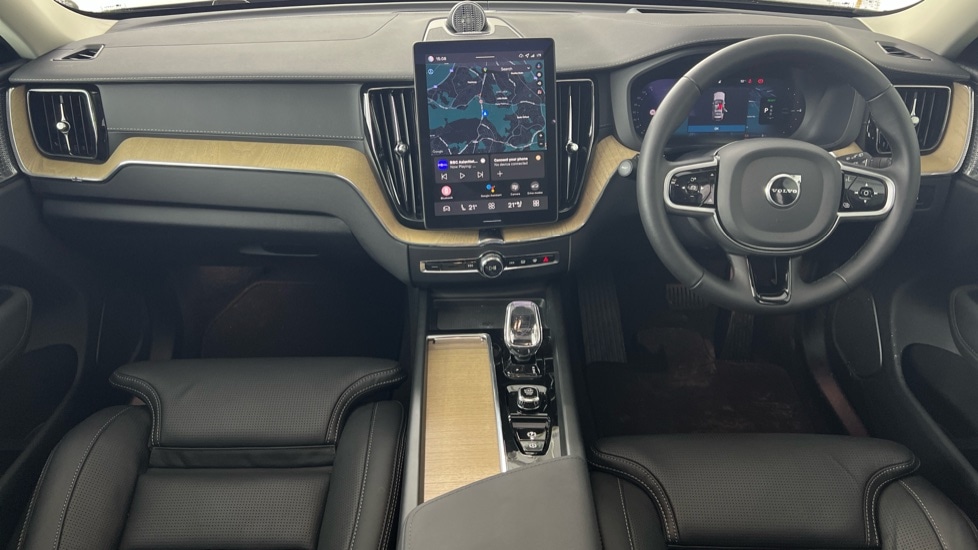 Used Volvo XC60 2025 for sale - 77261611: Photo 5