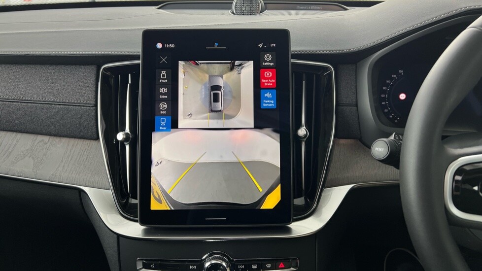 Used Volvo XC90 2025 for sale - 77360444: Photo 14