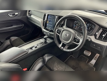 Used Volvo XC60 2018 for sale - 78305895: Photo