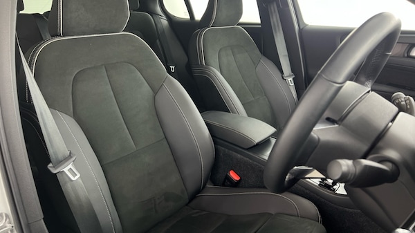 Used Volvo C40 2022 for sale - 76265582: Photo 9