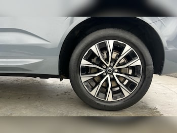 Used Volvo XC60 2023 for sale - 78880319: Photo