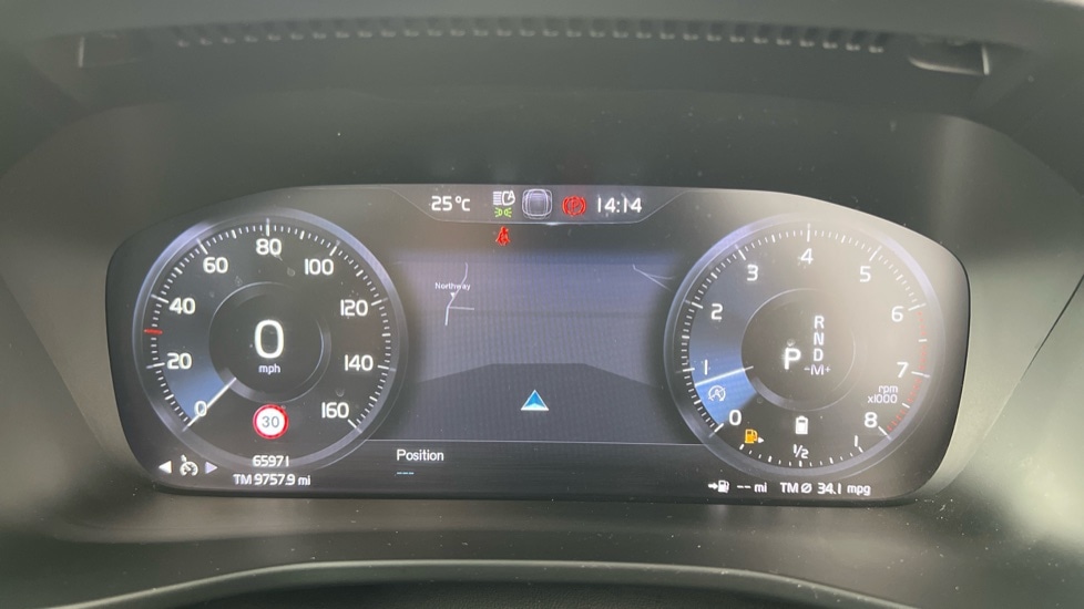 Used Volvo XC40 2021 for sale - 76937475: Photo 11