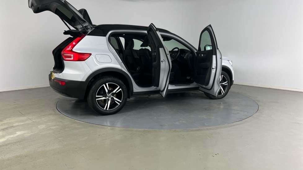 Used Volvo XC40 2021 for sale - 76937475: Photo 29