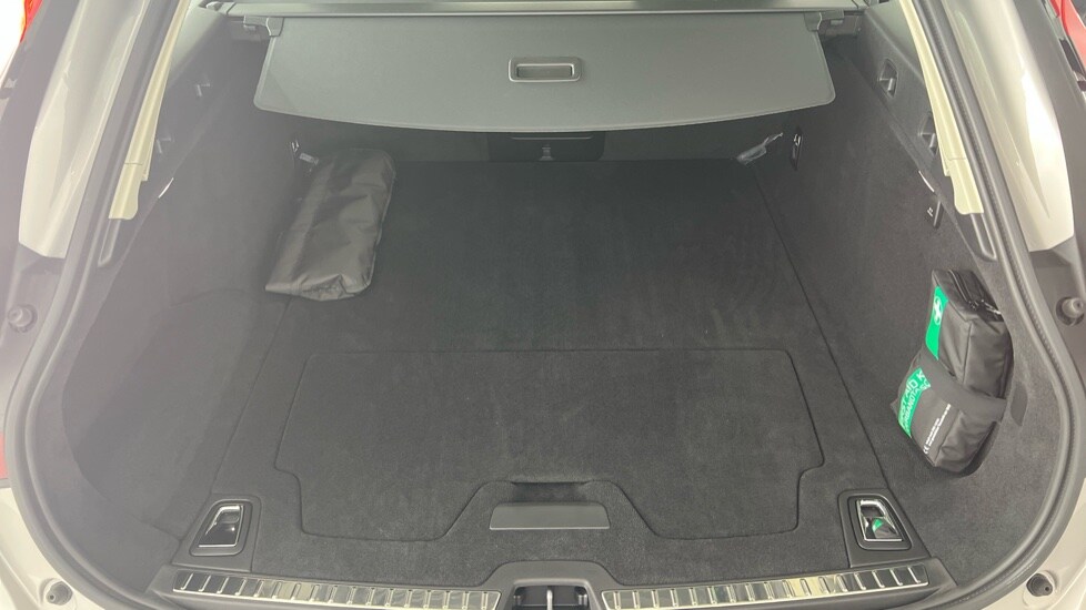 Used Volvo V90 2025 for sale - 76493964: Photo 13