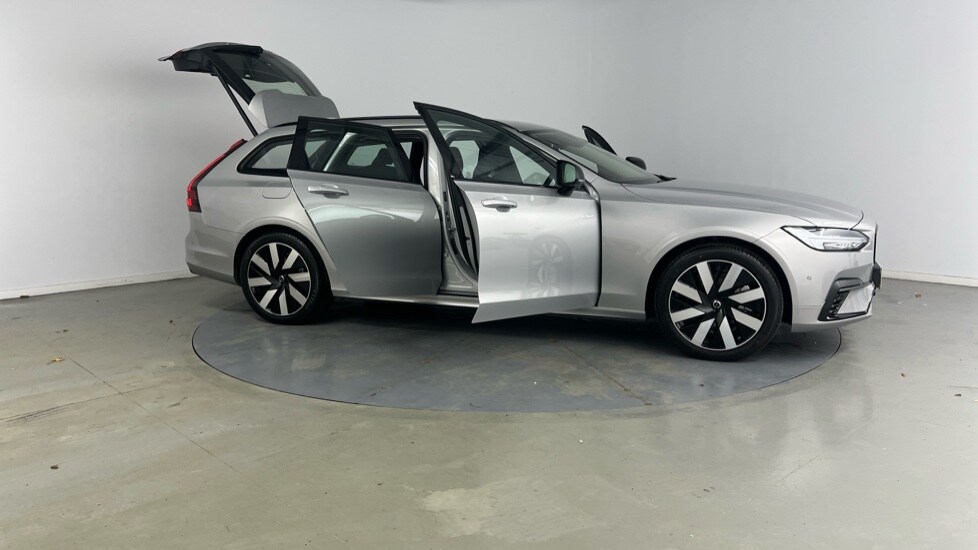 Used Volvo V90 2025 for sale - 76493964: Photo 24