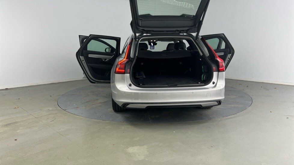 Used Volvo V90 2025 for sale - 76493964: Photo 33