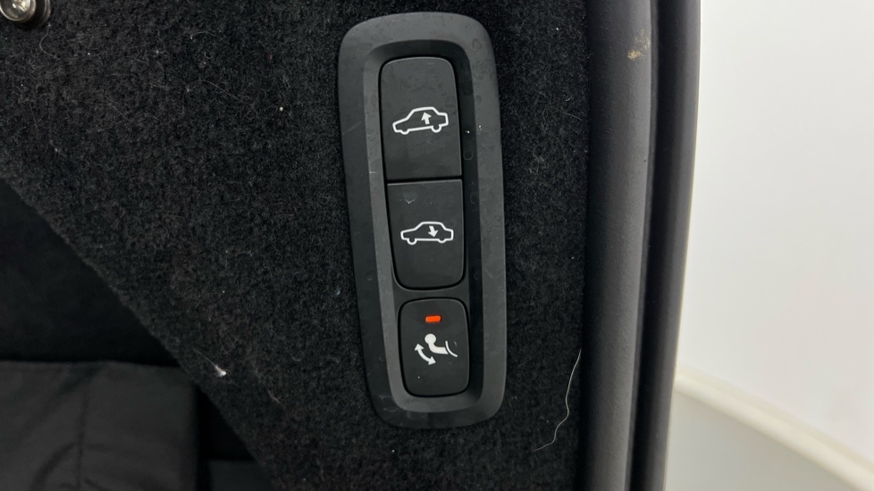 Vehicle 43
