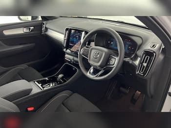 Used Volvo XC40 2025 for sale - 78900853: Photo