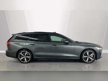 Used Volvo V60 2025 for sale - 76960015: Photo