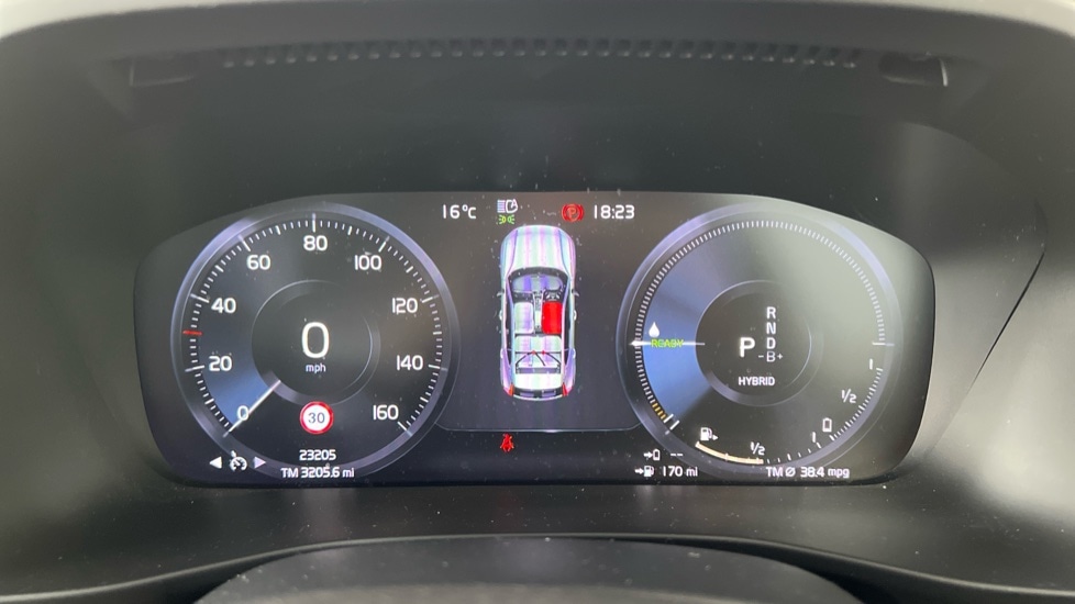 Used Volvo XC40 2022 for sale - 76959966: Photo 11