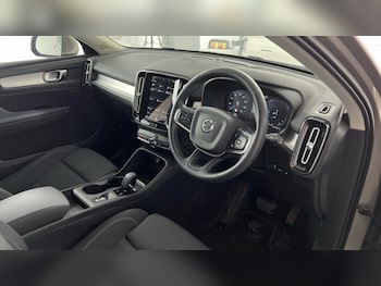 Used Volvo XC40 2022 for sale - 76959966: Photo