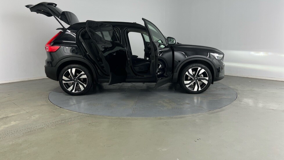 Used Volvo XC40 2024 for sale - 75715389: Photo 28