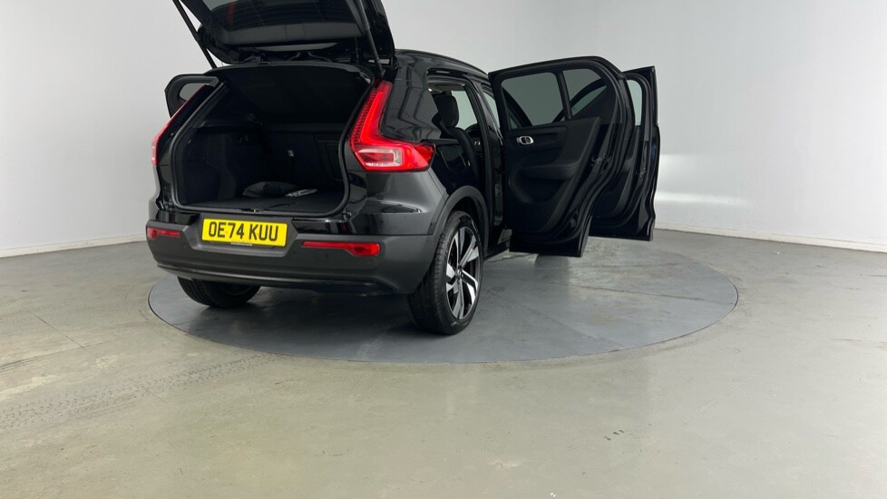 Used Volvo XC40 2024 for sale - 75715389: Photo 33