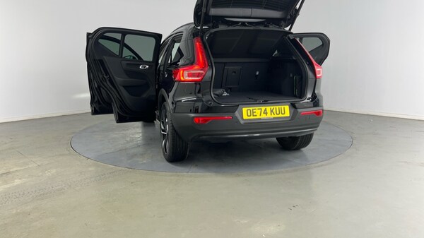 Used Volvo XC40 2024 for sale - 75715389: Photo 36