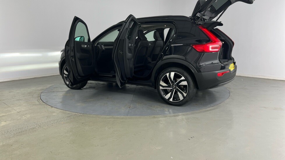 Used Volvo XC40 2024 for sale - 75715389: Photo 39