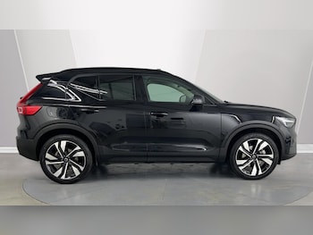 Used Volvo XC40 2024 for sale - 75715389: Photo