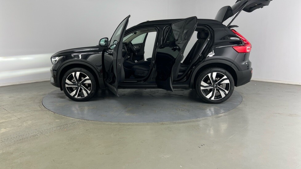 Used Volvo XC40 2024 for sale - 75715389: Photo 41