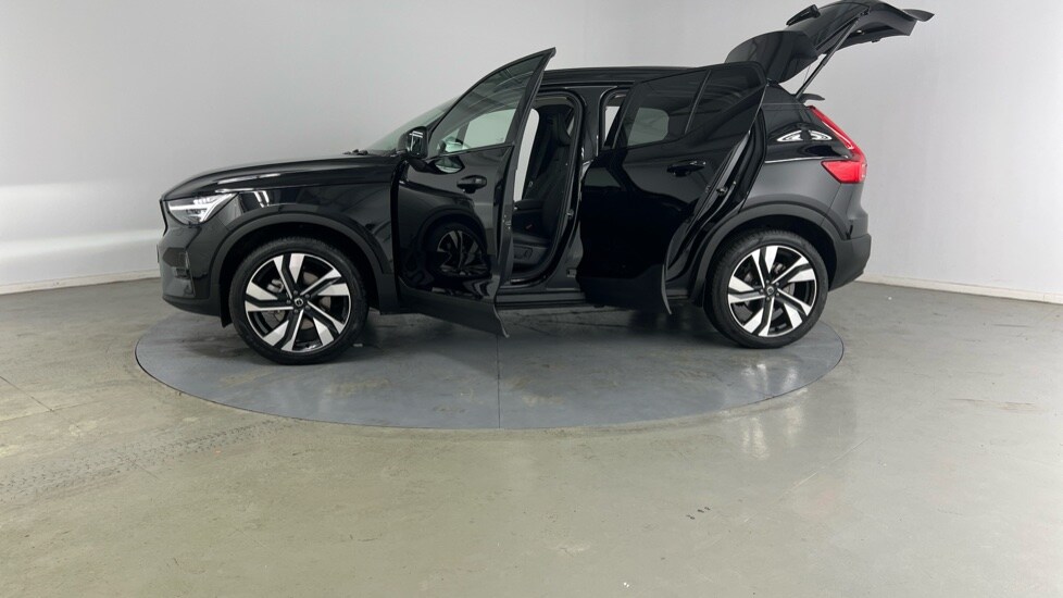 Used Volvo XC40 2024 for sale - 75715389: Photo 42
