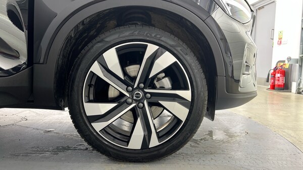 Used Volvo XC40 2024 for sale - 75715389: Photo 9