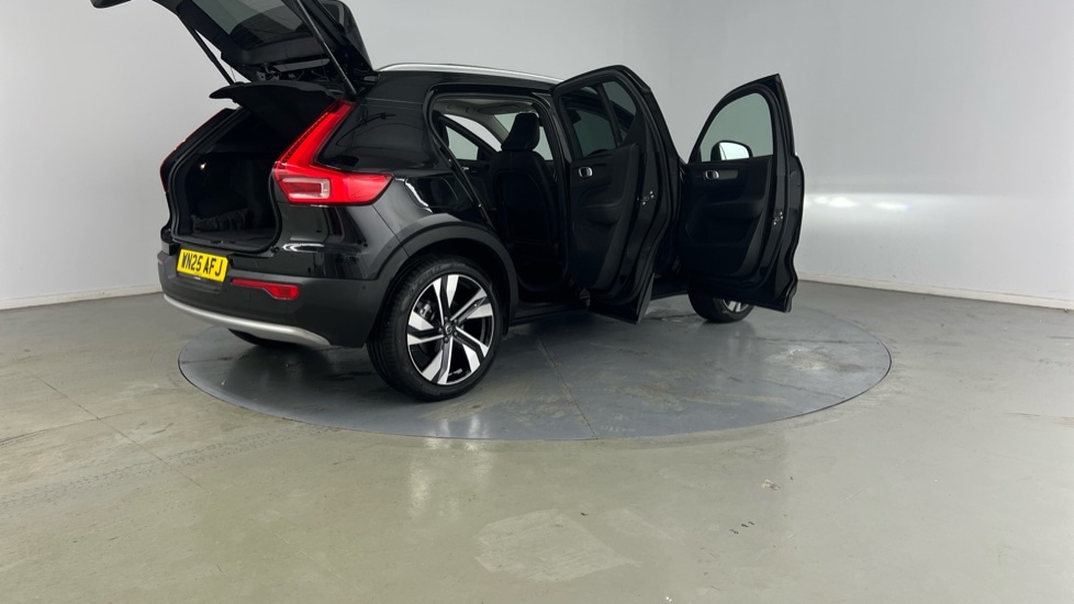 Used Volvo XC40 2025 for sale - 76146222: Photo 29