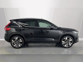 Used Volvo XC40 2025 for sale - 76146222: Photo