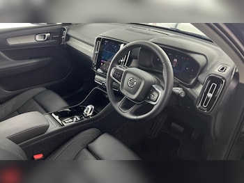 Used Volvo XC40 2025 for sale - 76146222: Photo