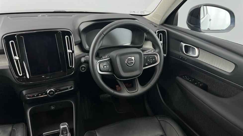Used Volvo XC40 2021 for sale - 77406253: Photo 8
