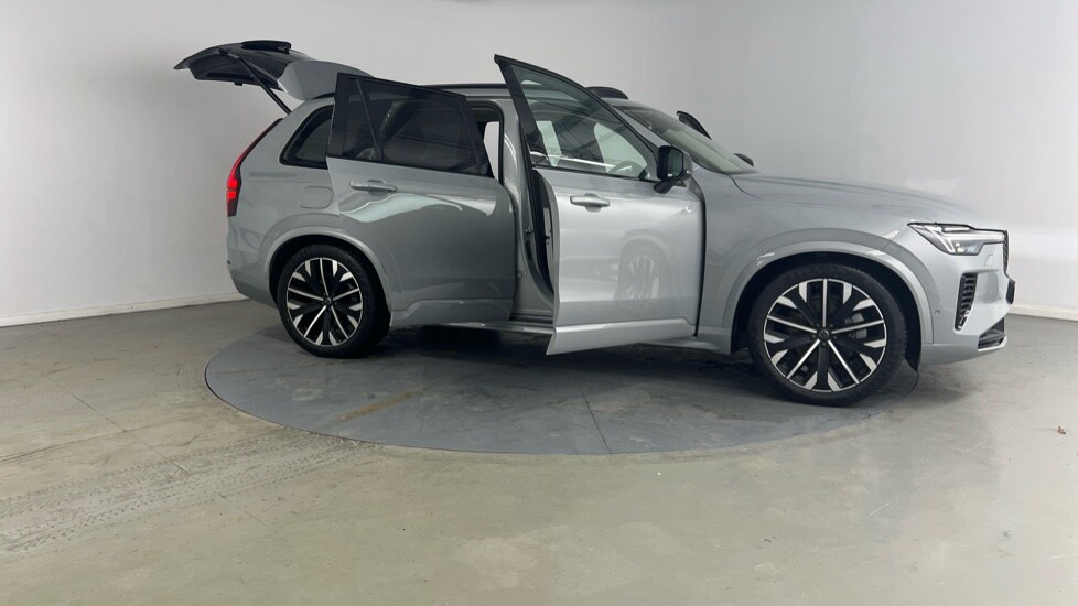 Used Volvo XC90 2025 for sale - 77360520: Photo 25