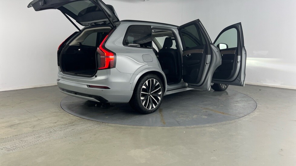 Used Volvo XC90 2025 for sale - 77360520: Photo 30