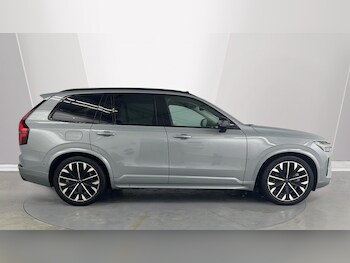 Used Volvo XC90 2025 for sale - 77360520: Photo