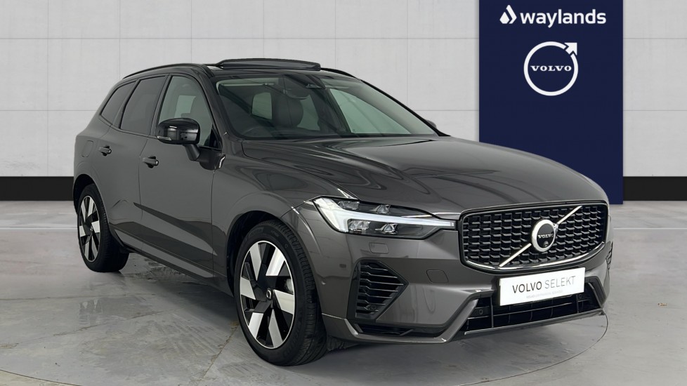Used Volvo XC60 2025 for sale - 76773289: Photo 1